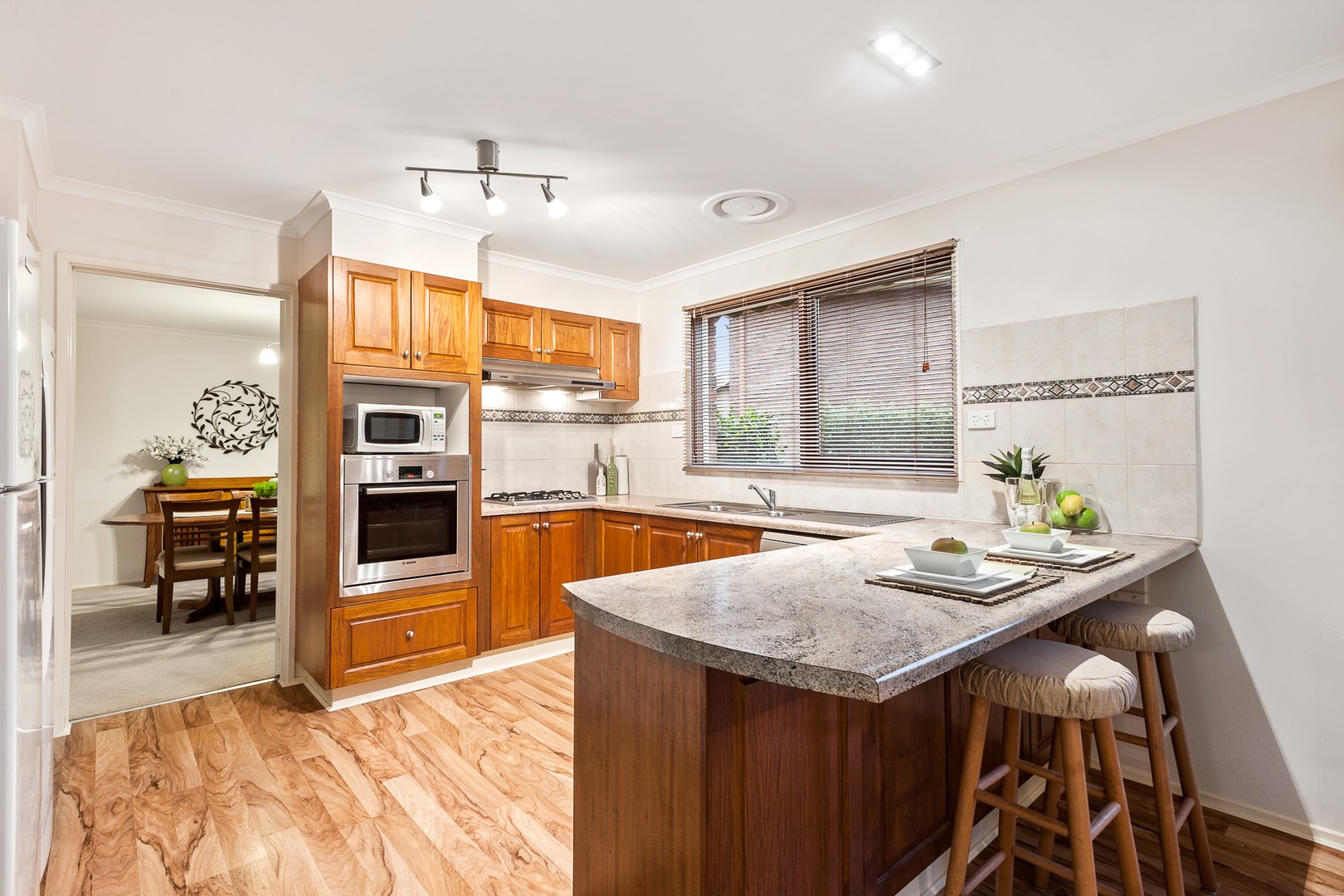 8 Strand Court, Templestowe, VIC 3106, Templestowe - Thumbnail 5