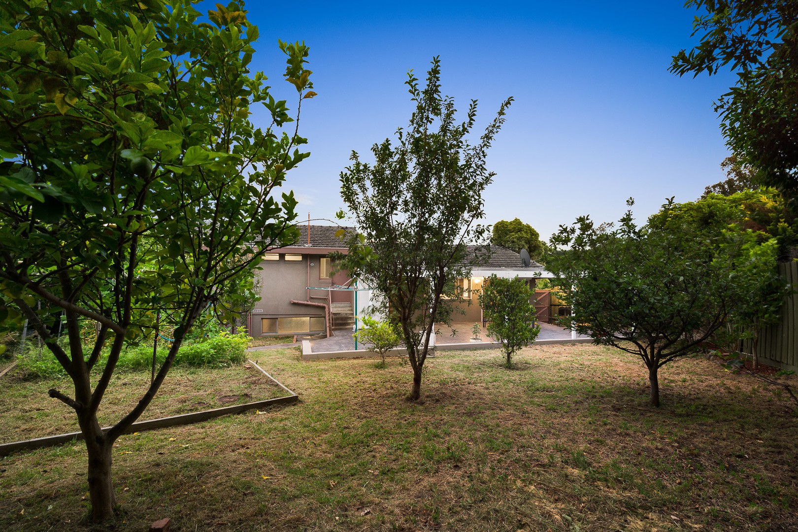 11 Howard CourtDoncaster, VIC 3108, Doncaster - Thumbnail 8