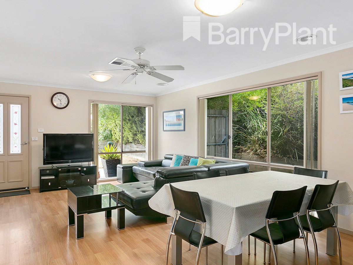 8 Third Avenue, Rosebud, VIC 3939 - Thumbnail 1 - 24/05/2019