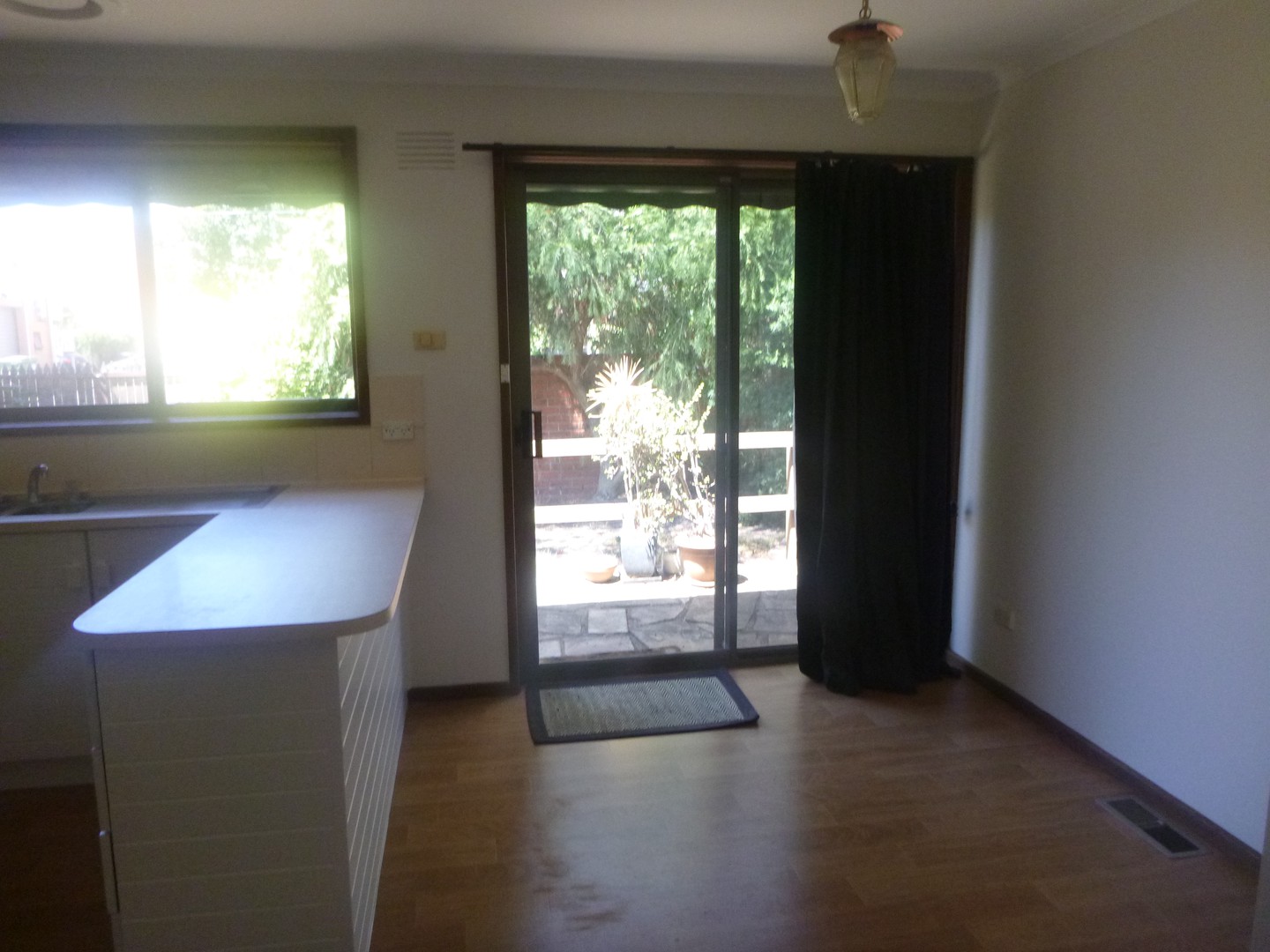 1/1 Myers Avenue, Glen Waverley, VIC 3150 - Thumbnail 1 - 24/05/2019