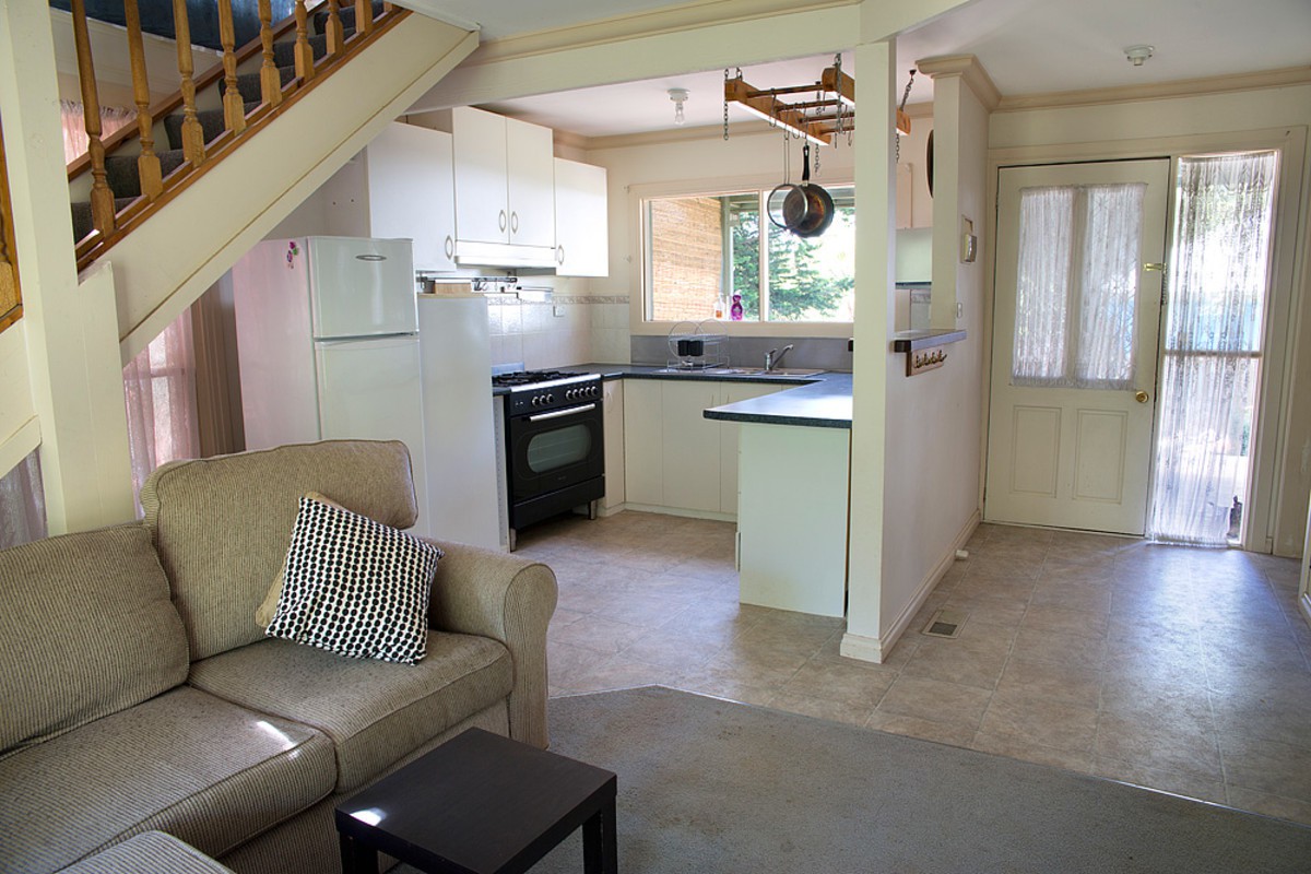 6 Carawa Street, Cockatoo, VIC 3781 - Thumbnail 2 - 24/05/2019