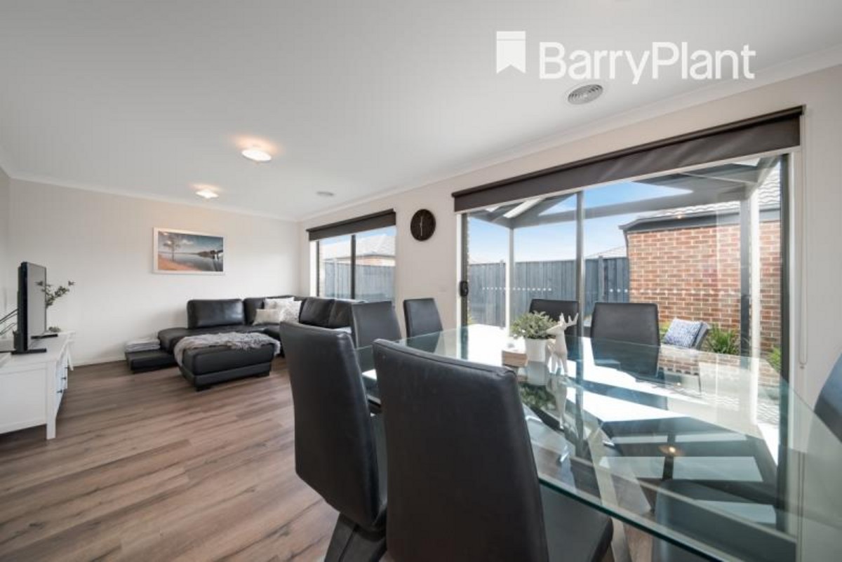 35 Fairweather Parade, Officer, VIC 3809 - Thumbnail 2 - 24/05/2019