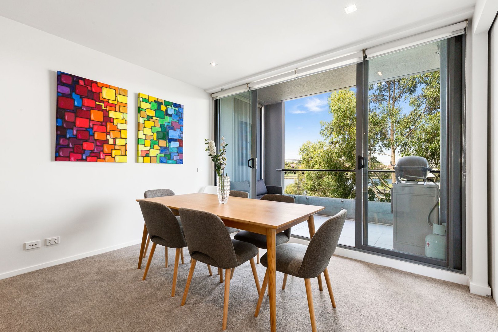 211/20 Pier Lane, Maribyrnong, VIC 3032 - Thumbnail 2 - 18/05/2019