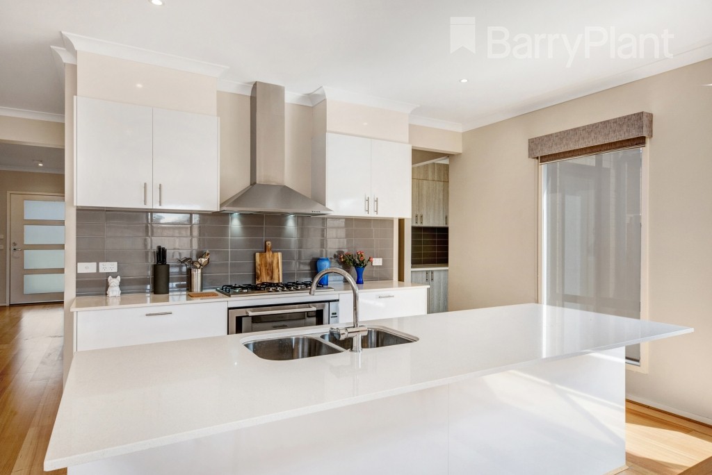 13 Oradala Rise, Werribee, VIC 3030 - Thumbnail 1 - 18/05/2019