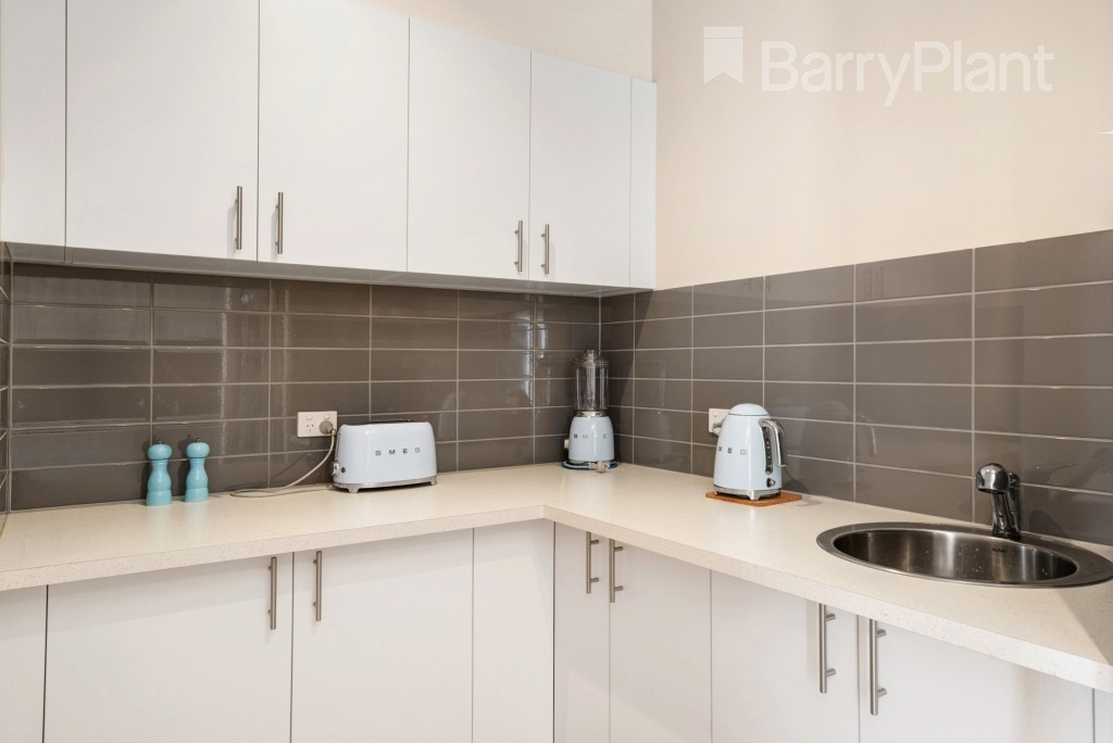 13 Oradala Rise, Werribee, VIC 3030 - Thumbnail 2 - 18/05/2019