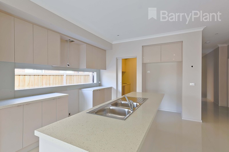 11 Grosvenor Street, Keysborough, VIC 3173 - Thumbnail 2 - 24/05/2019
