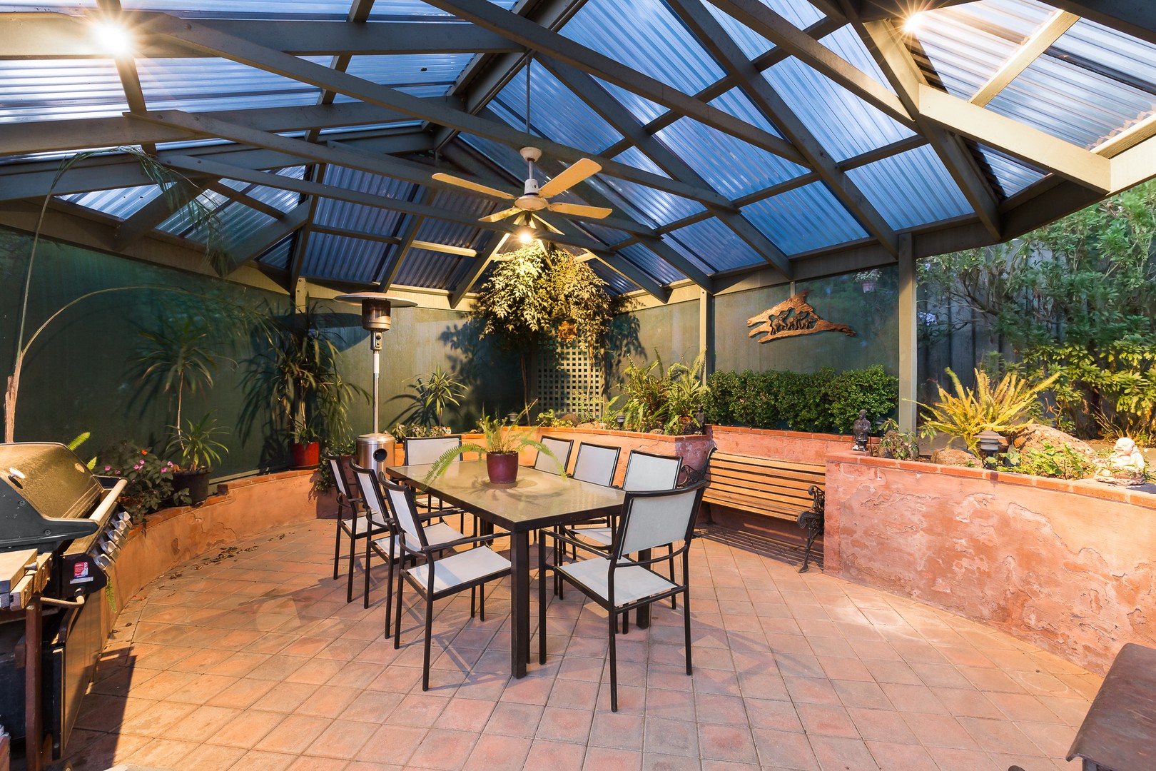 33 Pinnacle Crescent, Bulleen, VIC 3105, Bulleen - Thumbnail 2