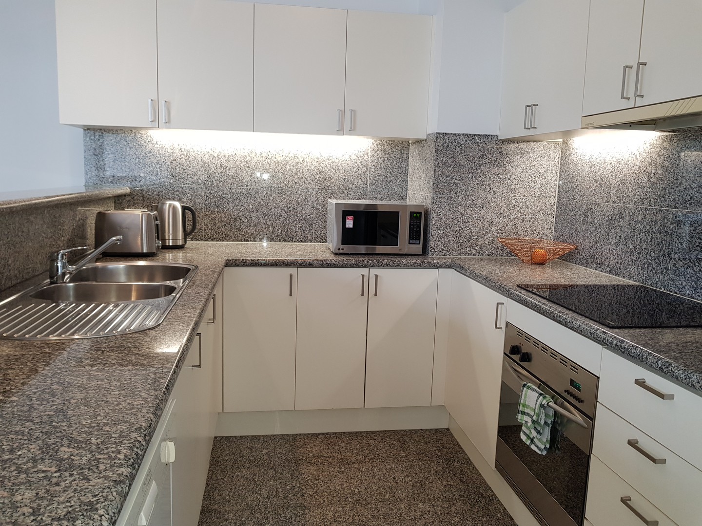 1011/221 Sturt Street, Southbank, VIC 3006 - Thumbnail 2 - 24/05/2019