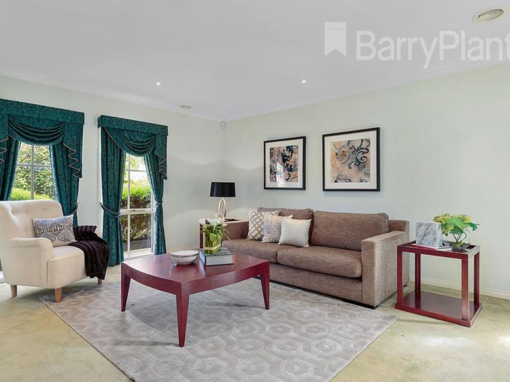 98 Callaghan Avenue, Glen Waverley, VIC 3150 - Thumbnail 2 - 18/05/2019