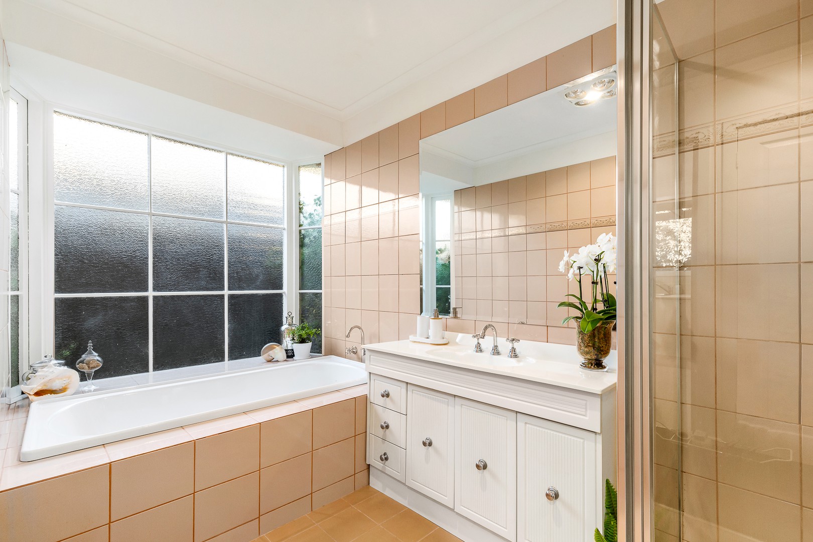 9 Woodlea Street, Doncaster East, VIC 3109, Doncaster East - Thumbnail 6