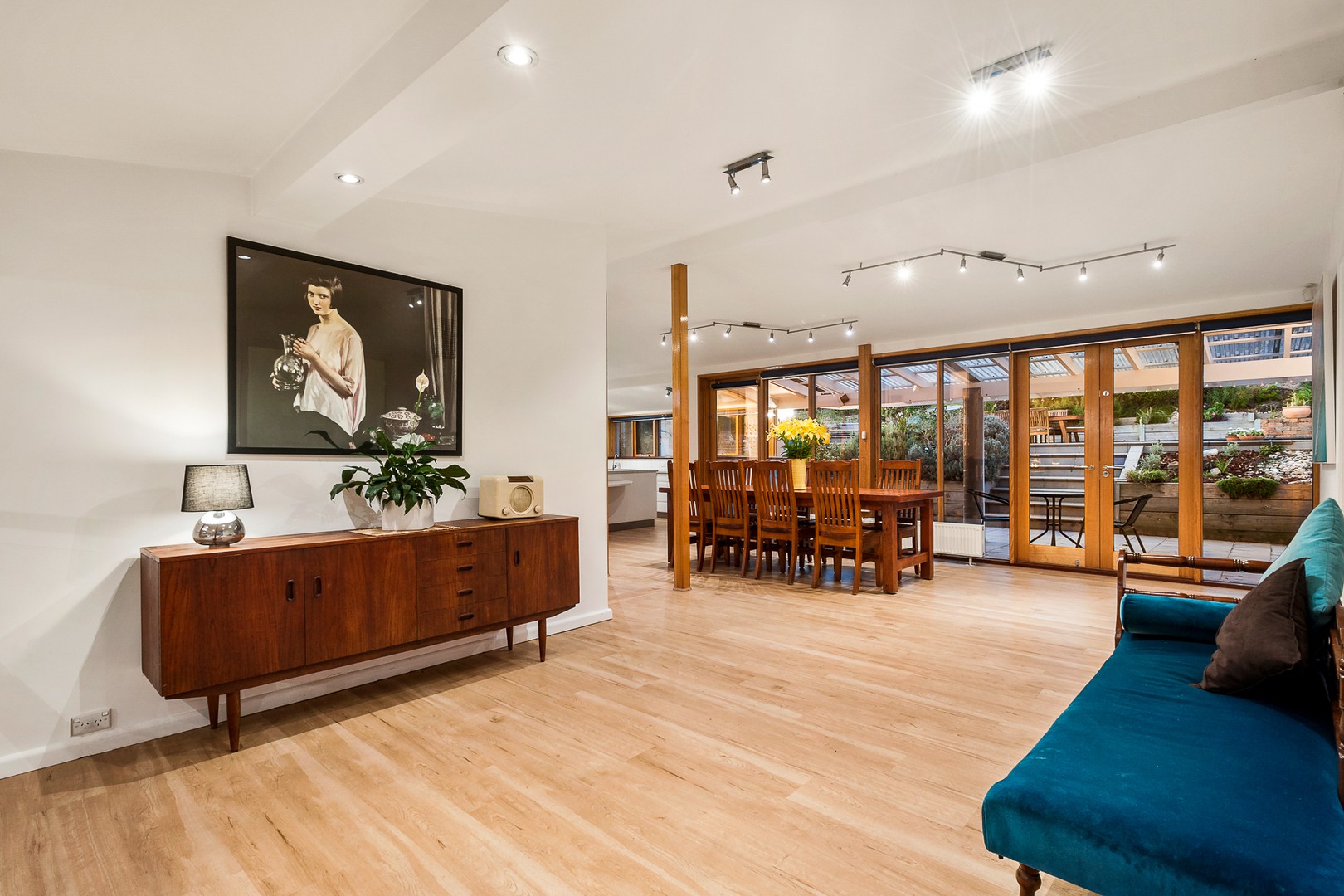 21 Garden Road, Donvale, VIC 3111, Donvale - Thumbnail 6