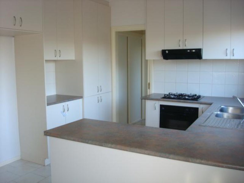 2/54 Davidson Street, Reservoir, VIC 3073 - Thumbnail 2 - 24/05/2019