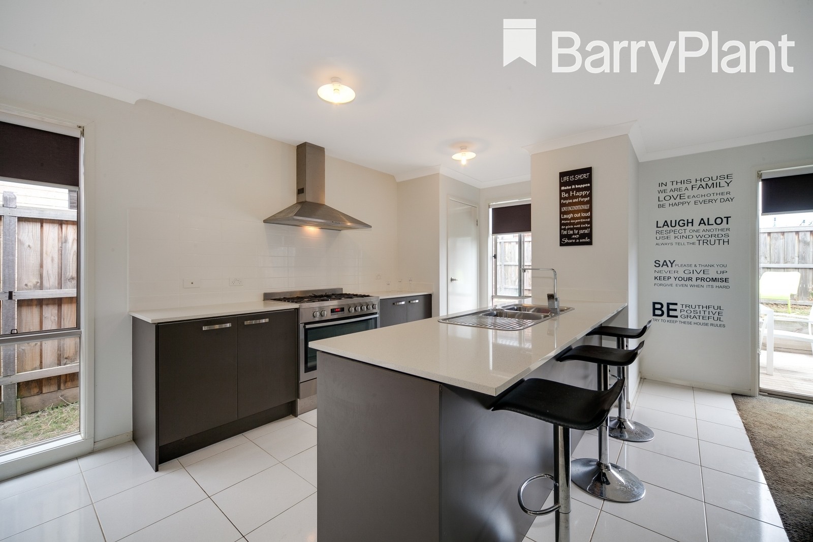 87 Green Gully Road, Clyde, VIC 3978 - Thumbnail 1 - 18/05/2019