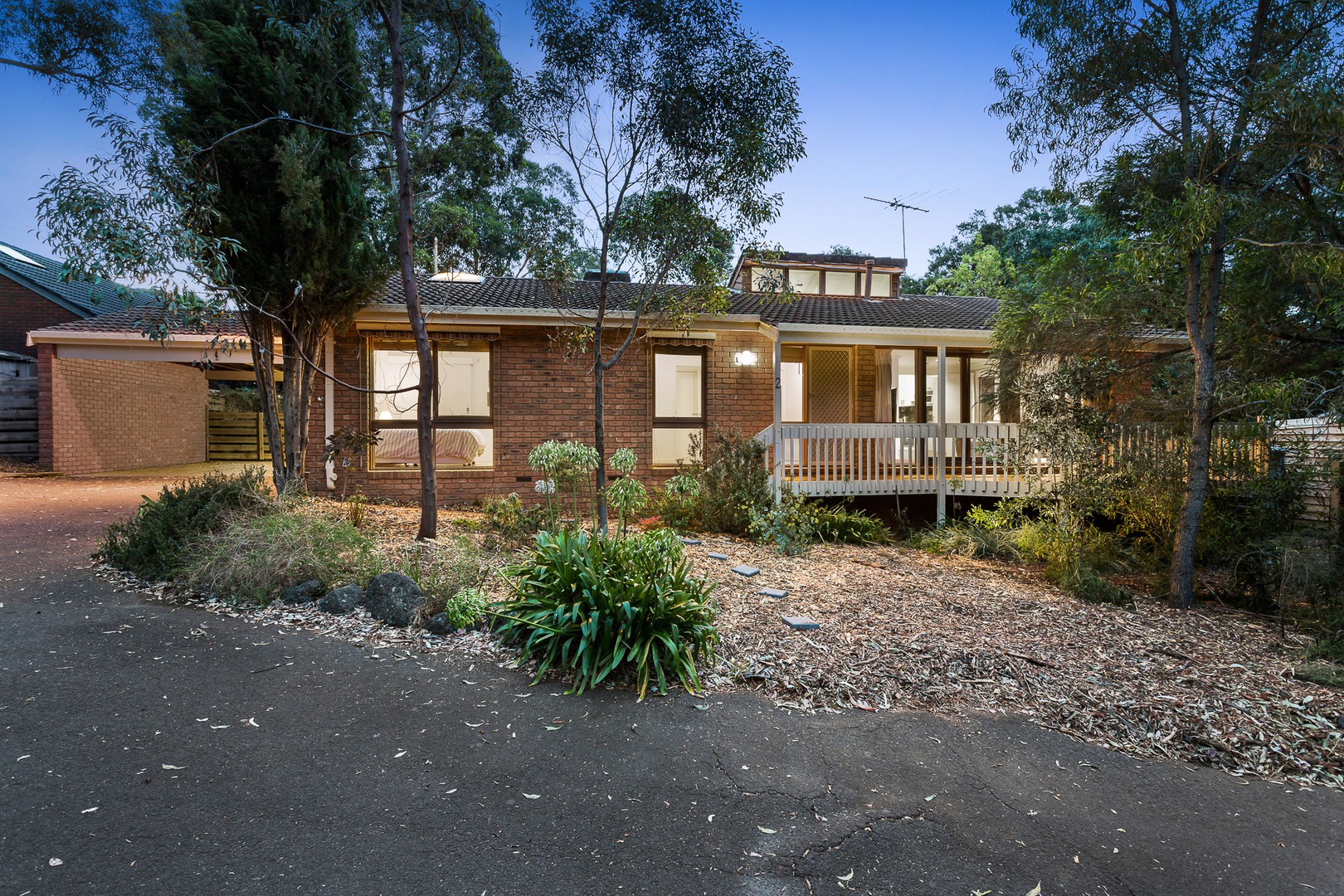 2/161 Pitt StreetEltham, VIC 3095, Eltham - Image 1