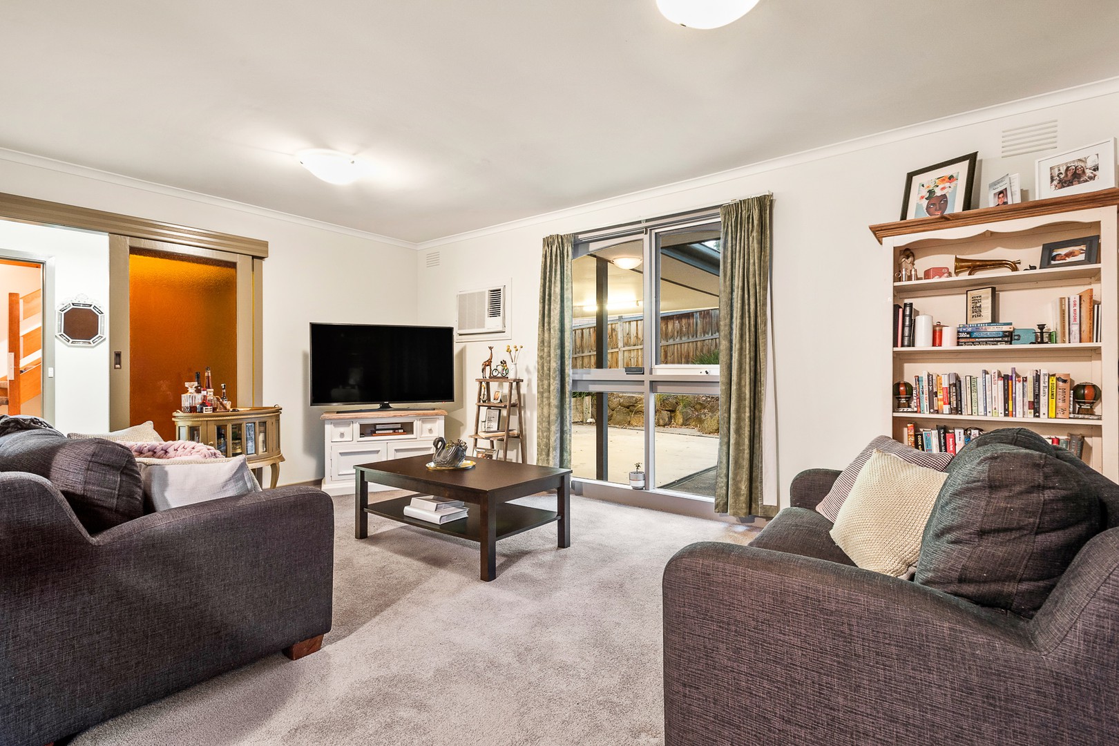 4 Stephens Street, Montmorency, VIC 3094, Montmorency - Thumbnail 4