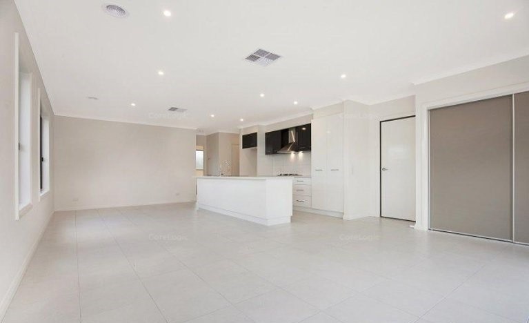 3/22a Emmett Street, Golden Square, VIC 3555 - Thumbnail 2 - 24/05/2019