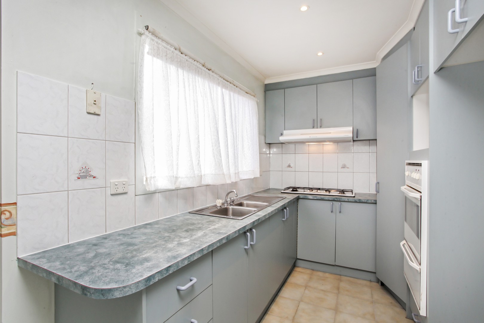 3/32 Brooklyn Road, Melton South, VIC 3338 - Thumbnail 2 - 18/05/2019