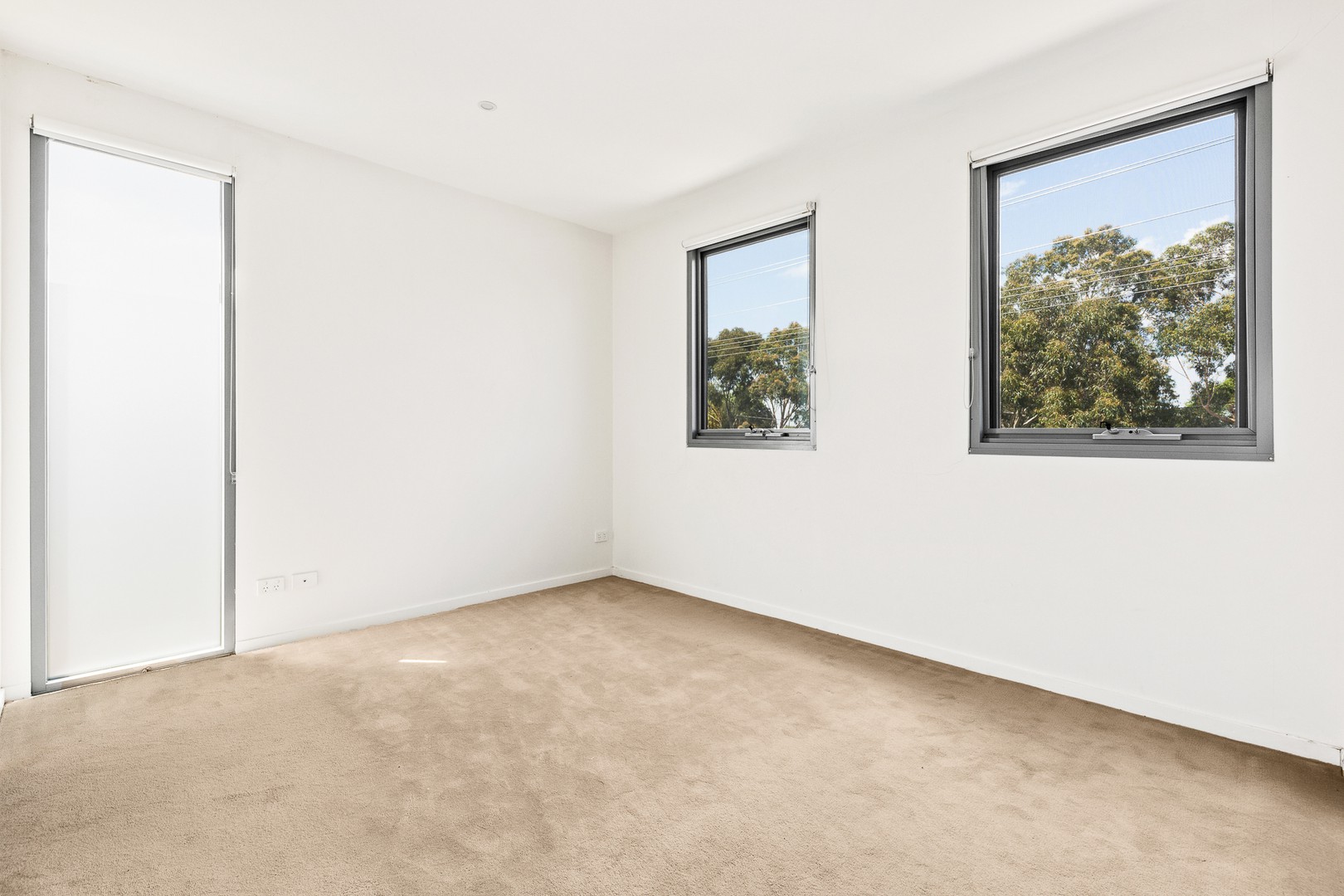 6,107,203/927-929 Doncaster Road, Doncaster, VIC 3108, Doncaster - Thumbnail 3