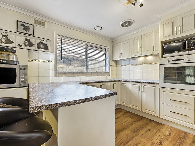 98 Rees Road, Melton South, VIC 3338 - Thumbnail 2 - 24/05/2019