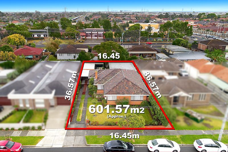 11 Henry Street, Keilor East, VIC 3033 - Thumbnail 2 - 18/05/2019