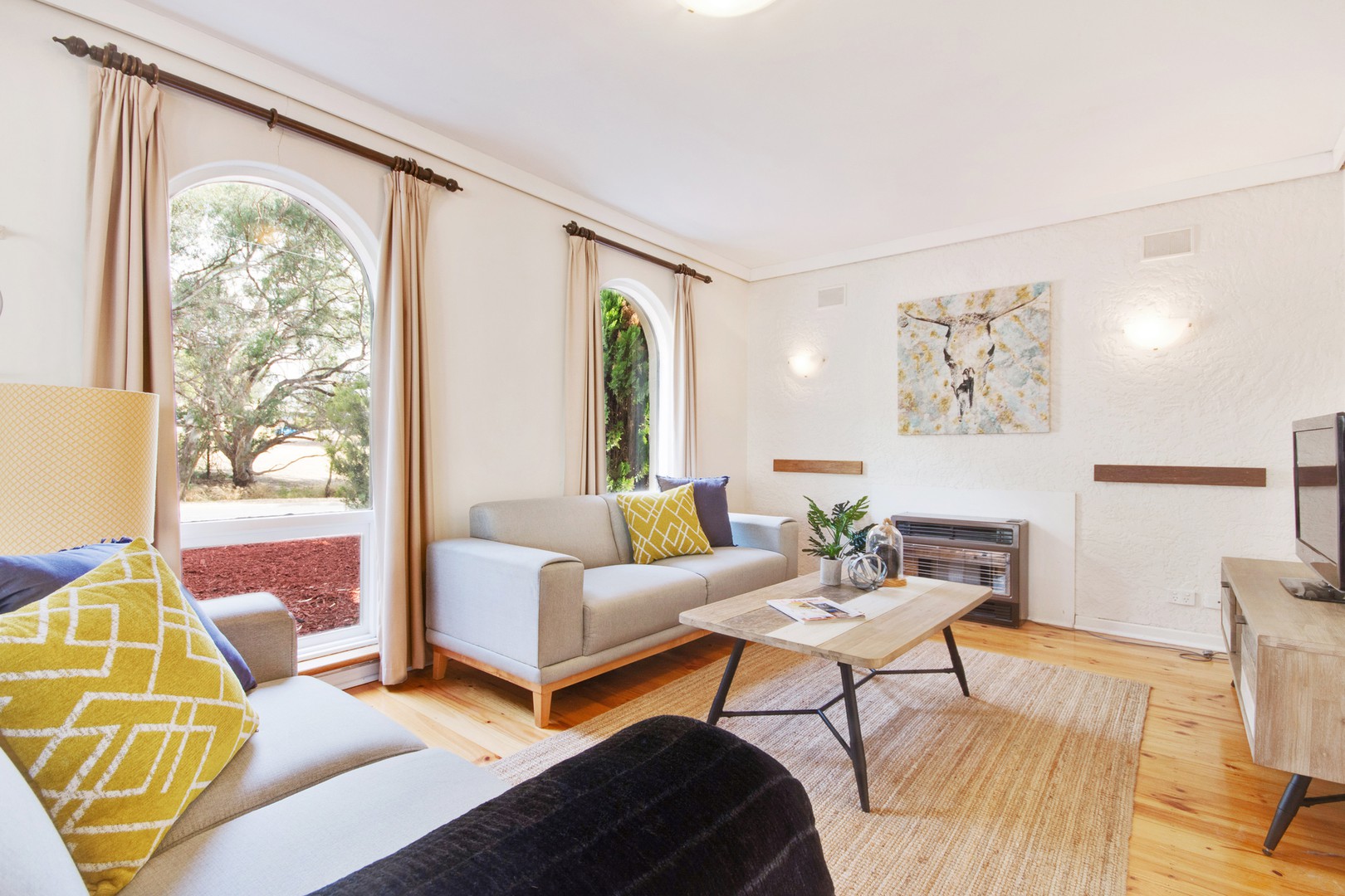 37 Amanda Drive, Surrey Downs, SA 5126 - Thumbnail 2 - 18/05/2019