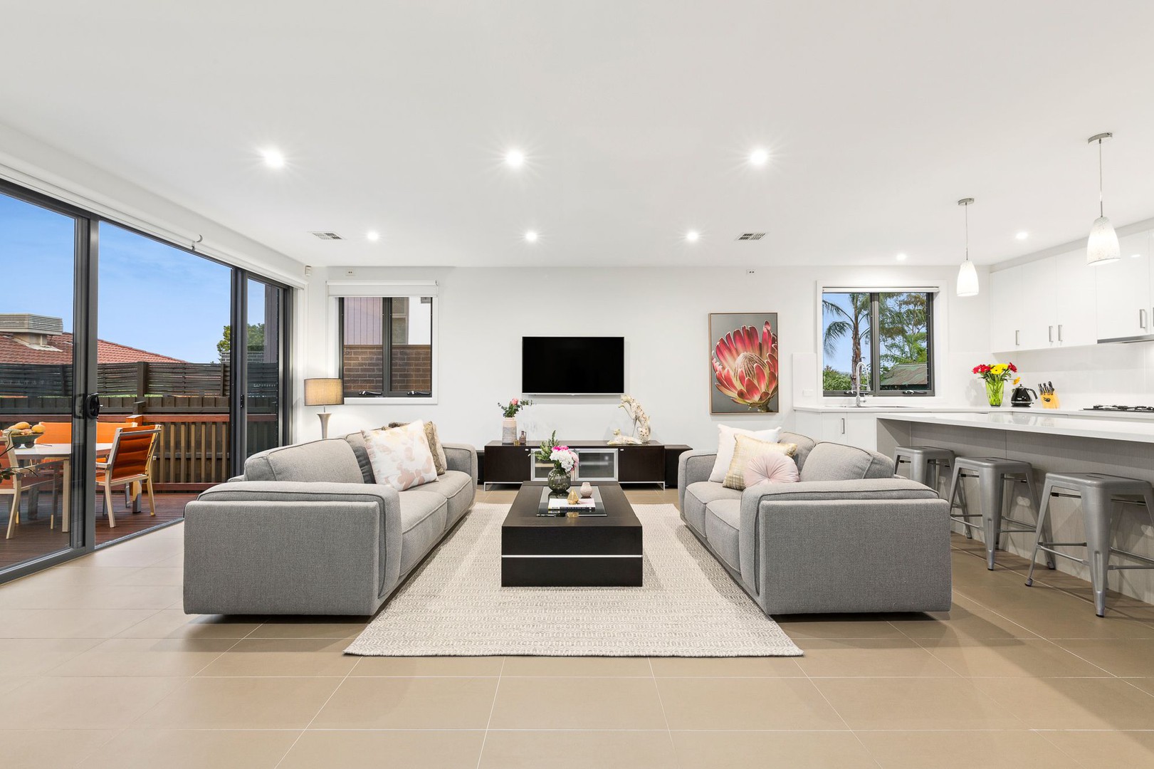 1/55 Percy Street, Mitcham, VIC 3132, Mitcham - Thumbnail 2