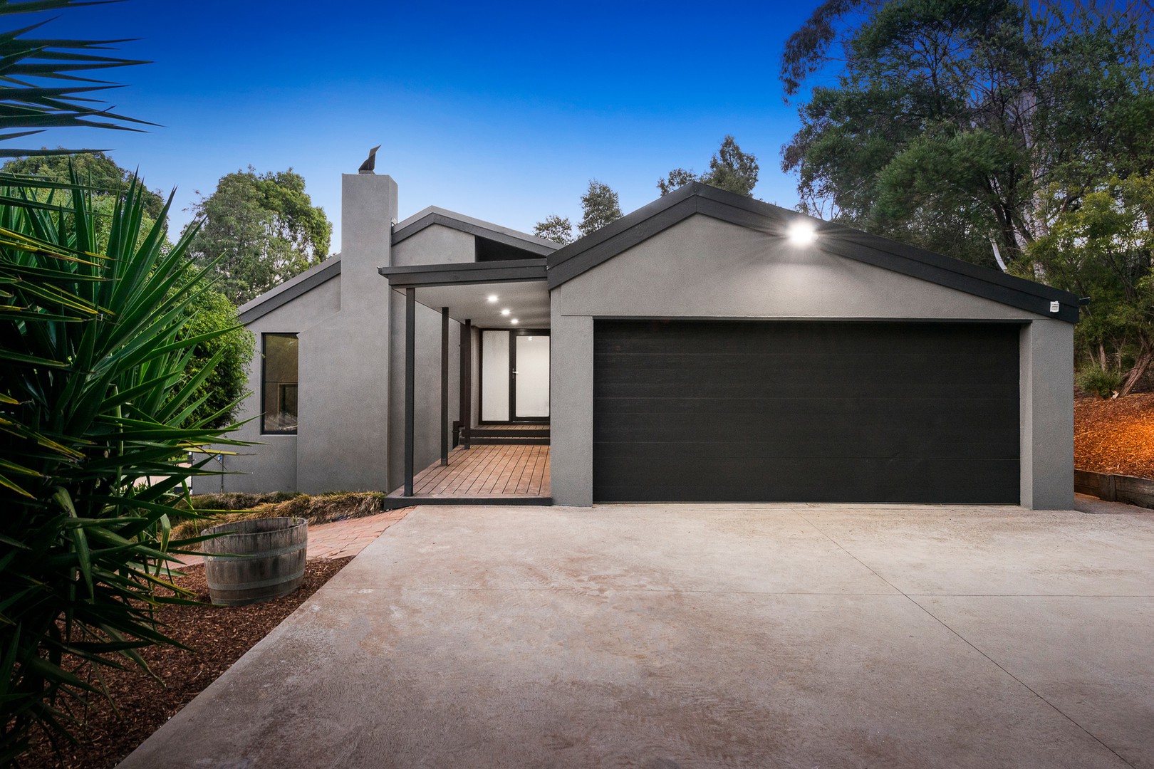 9 Eucalyptus Road, Eltham, VIC 3095 - Thumbnail 2 - 18/05/2019