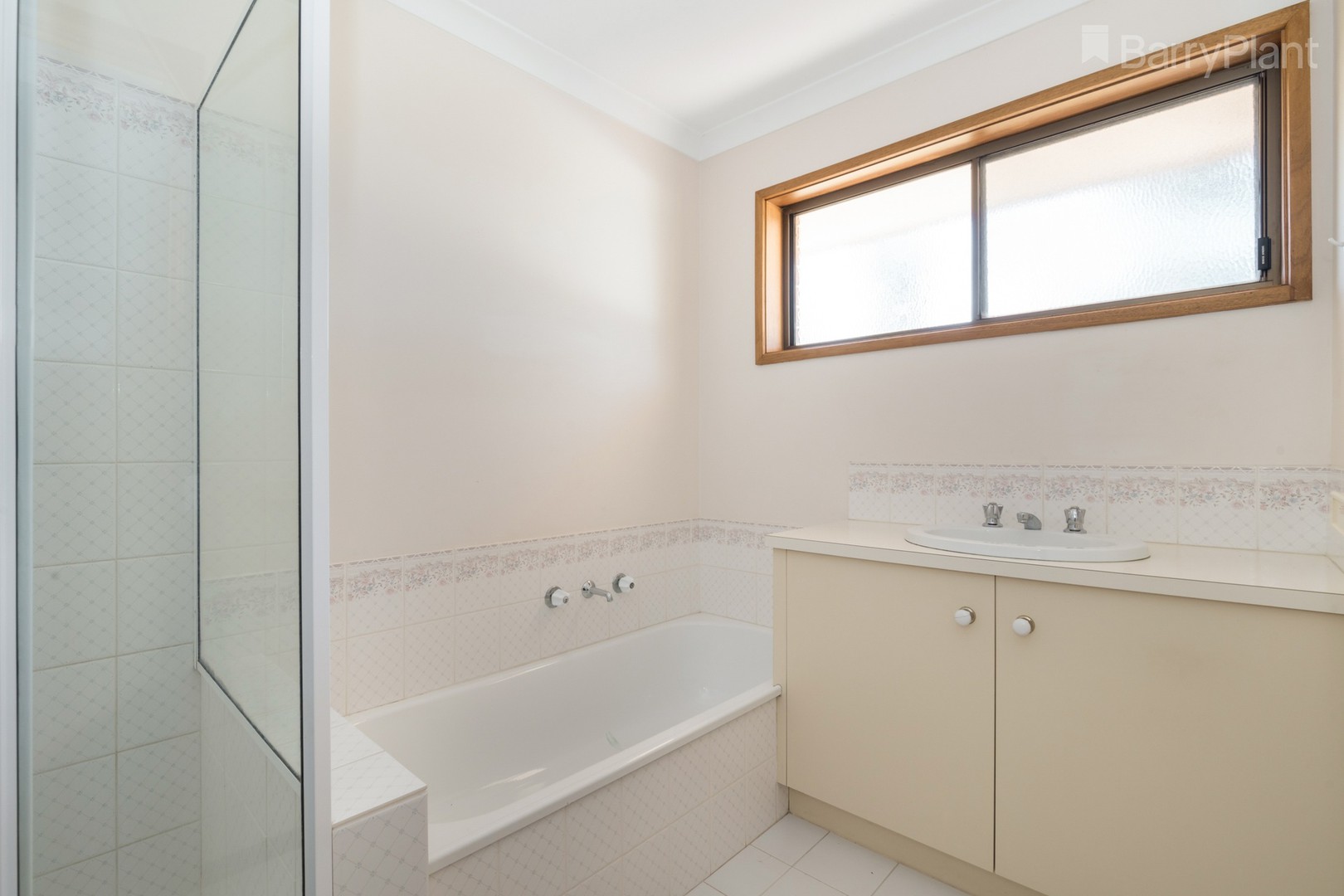 2/50 Ophir Street, Golden Square, VIC 3555 - Thumbnail 2 - 29/03/2018