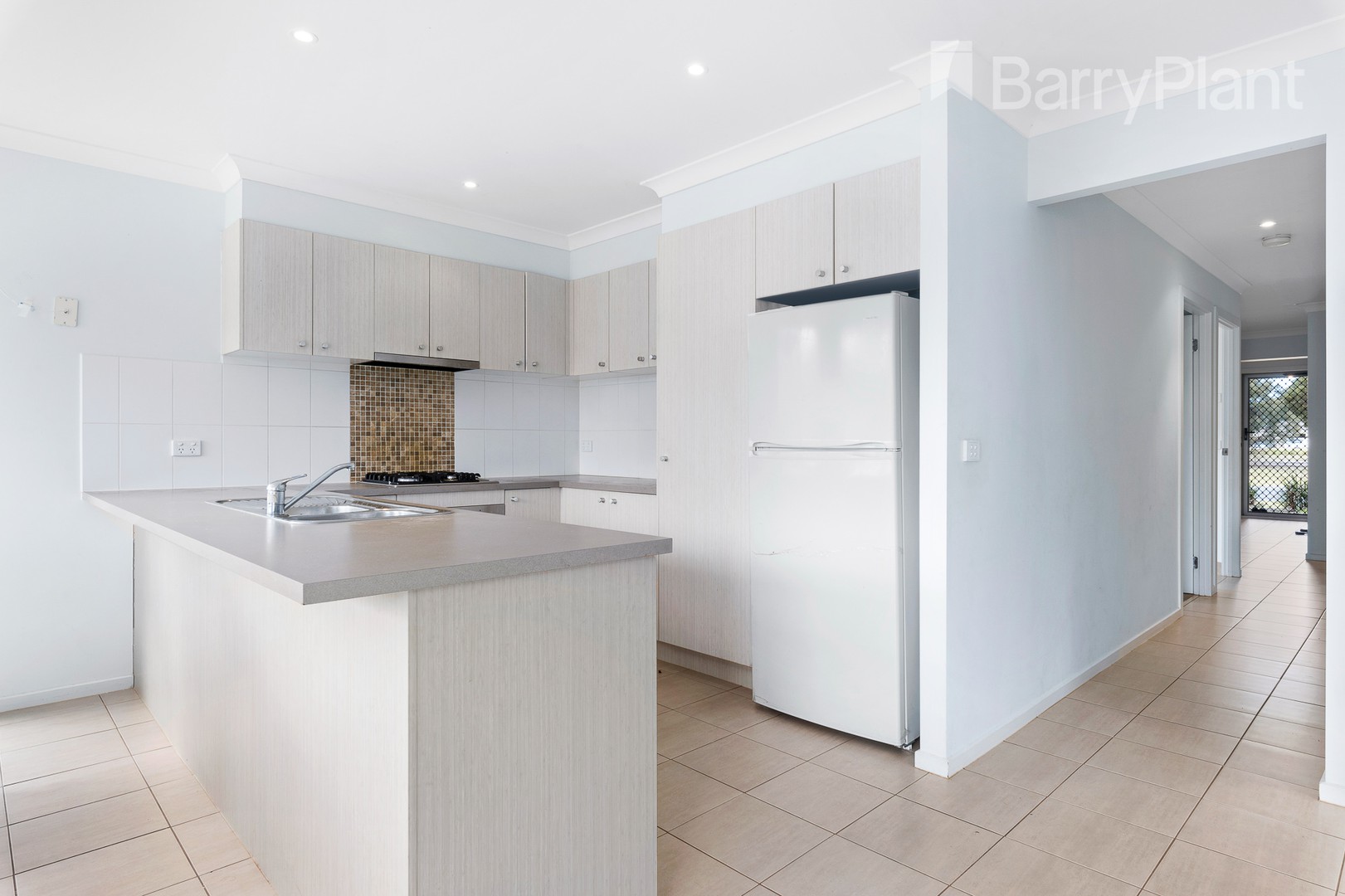 23 Burswood Drive, Wyndham Vale, VIC 3024 - Thumbnail 2 - 18/05/2019