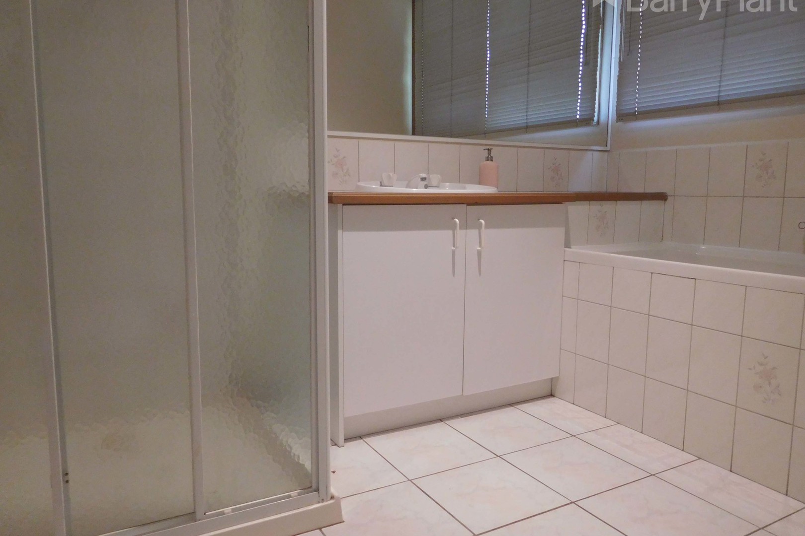 65 Bemersyde Drive, Berwick, VIC 3806 - Thumbnail 2 - 24/05/2019