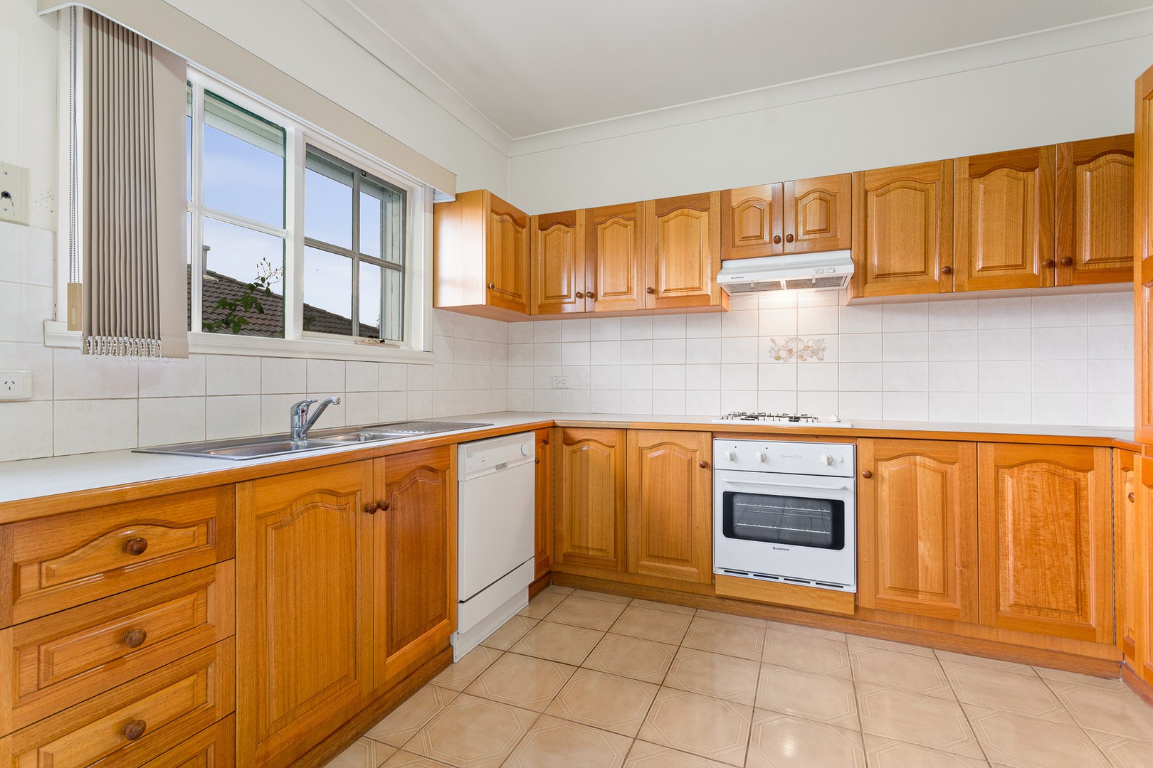 2/4 Paul Street, Doncaster, VIC 3108, Doncaster - Thumbnail 3