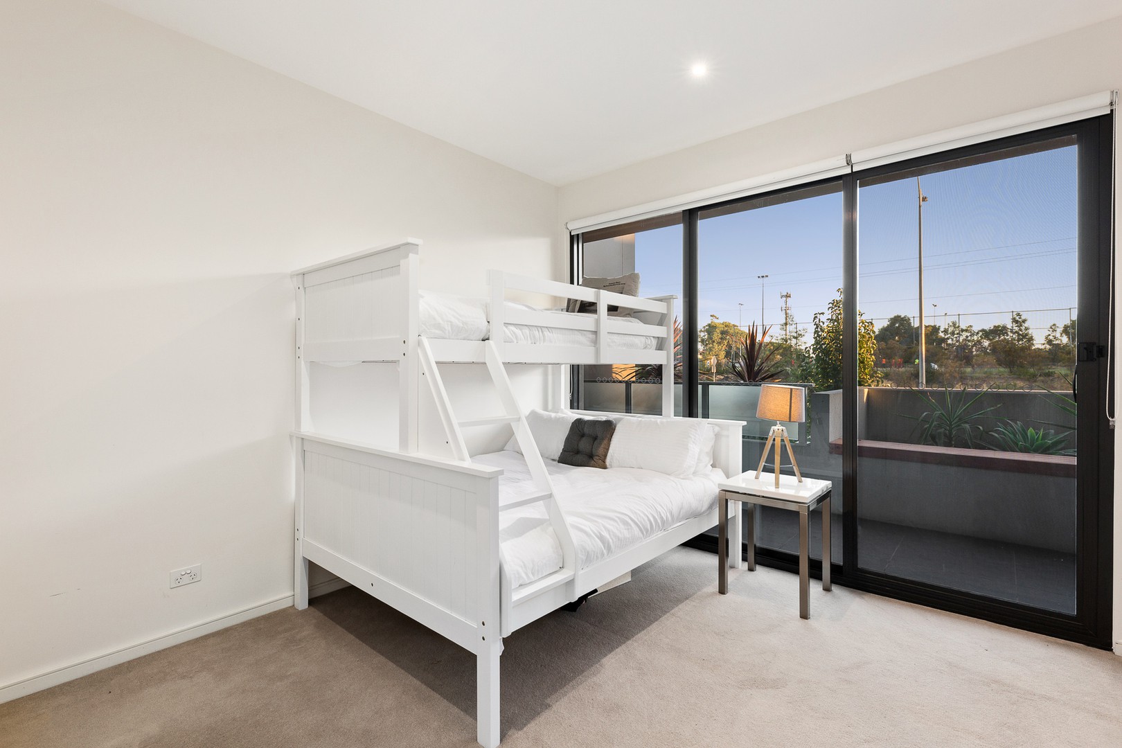 15/187 Reynolds RoadDoncaster East, VIC 3109, Doncaster East - Thumbnail 7