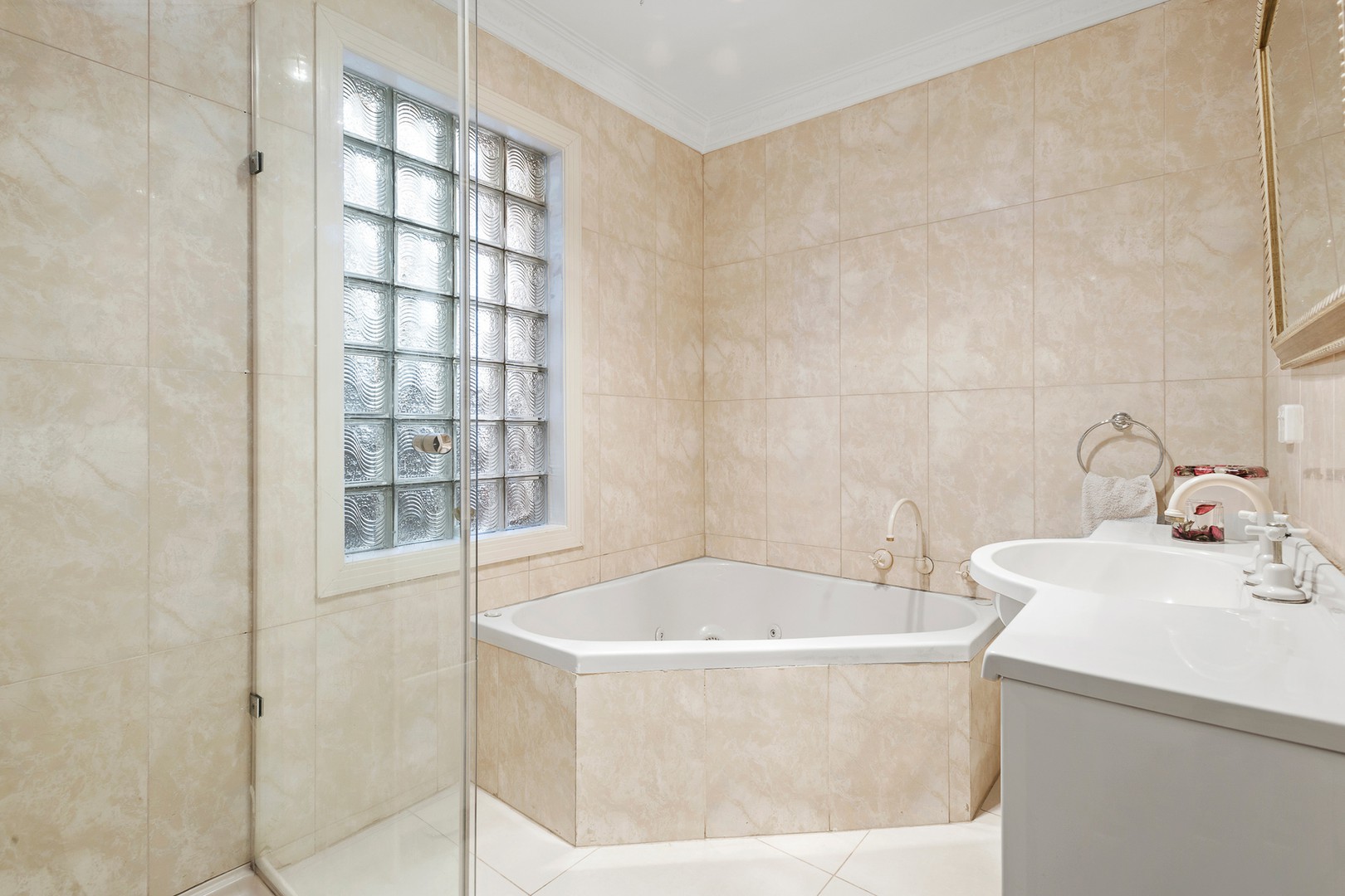29 Innisfallen AvenueTemplestowe, VIC 3106, Templestowe - Thumbnail 5