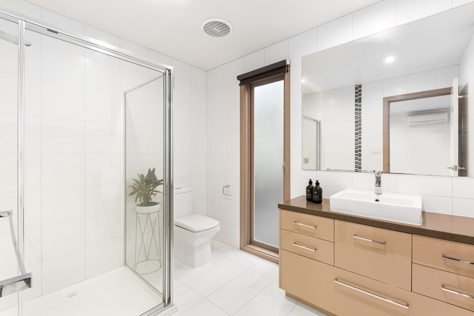 51-53 Enfield Avenue, Park Orchards, VIC 3114, Park Orchards - Thumbnail 7