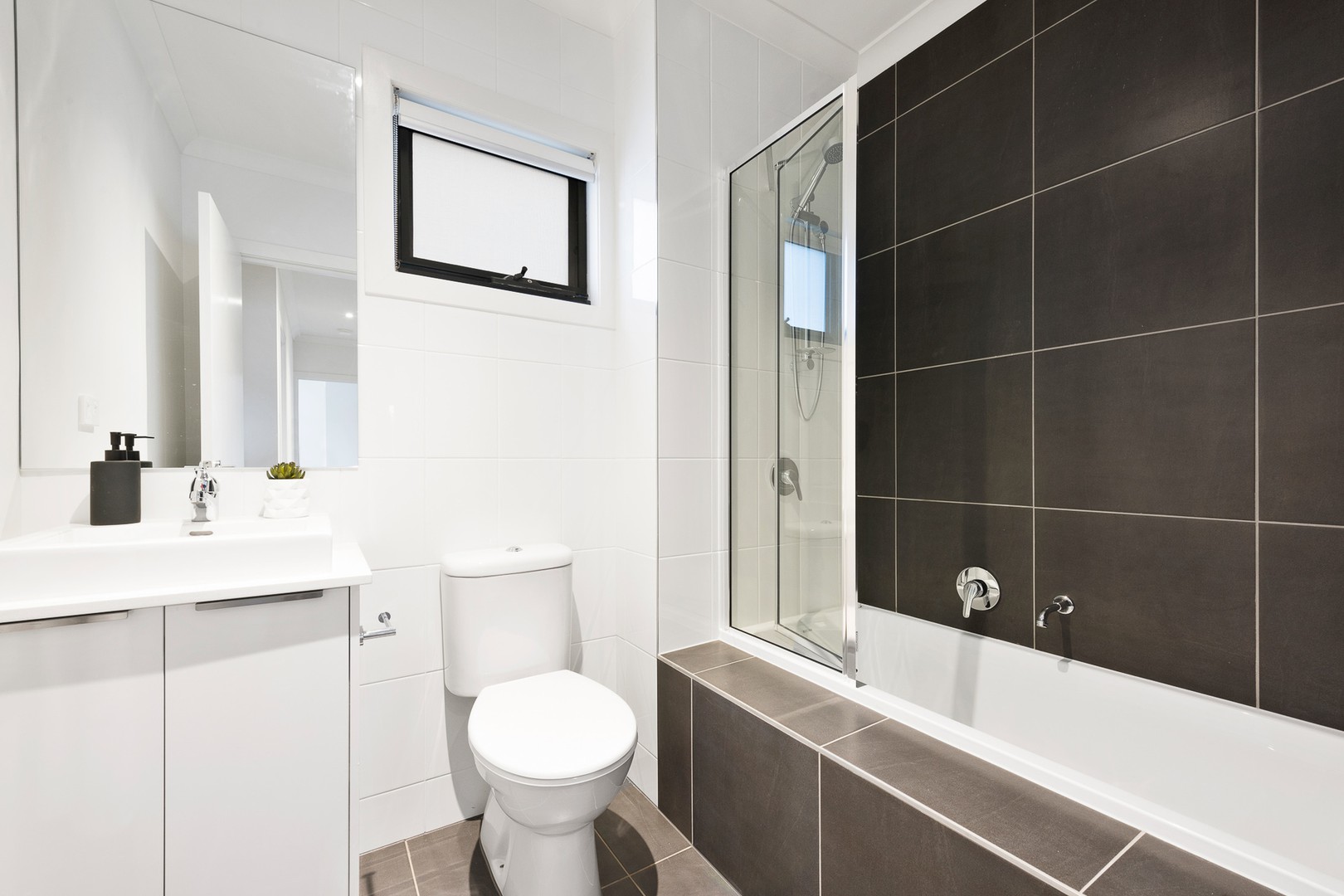 1/5 Ashford Street, Templestowe Lower, VIC 3107, Pinjarra - Thumbnail 6
