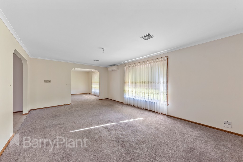 18 Lancia Drive, Keilor Downs, VIC 3038 - Thumbnail 1 - 24/05/2019