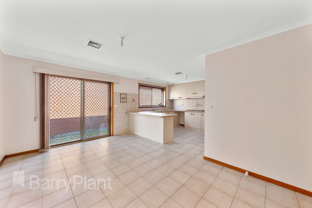 18 Lancia Drive, Keilor Downs, VIC 3038 - Thumbnail 2 - 24/05/2019