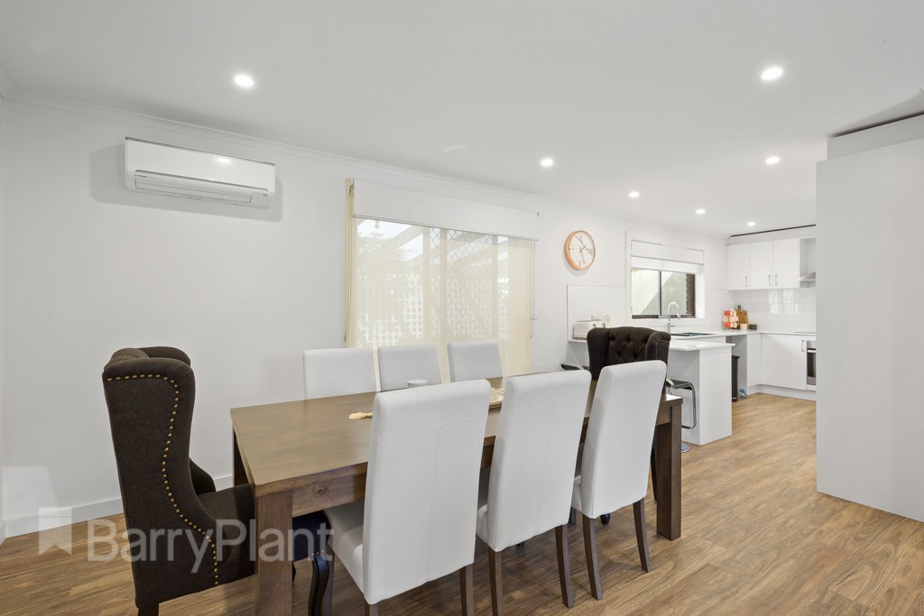 4 Buckingham Street, Sydenham, VIC 3037 - Thumbnail 2 - 24/05/2019