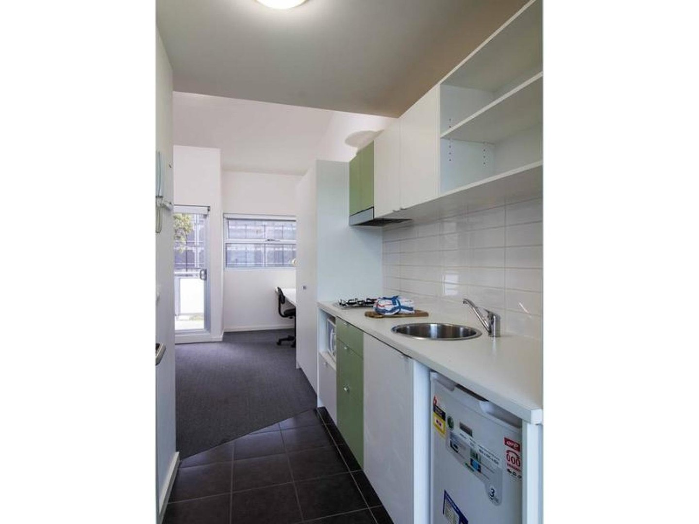 206/6 Bruce StreetBox Hill, VIC 3128, Box Hill - Thumbnail 2