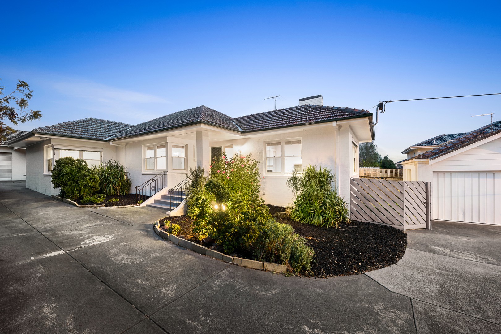 1/94 High Street, Doncaster, VIC 3108, Doncaster - Thumbnail 2