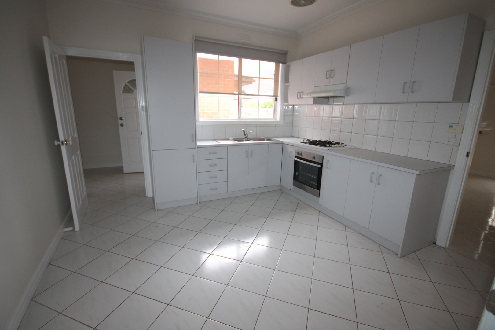 1/1 Glasgow Avenue, Reservoir, VIC 3073 - Thumbnail 1 - 24/05/2019