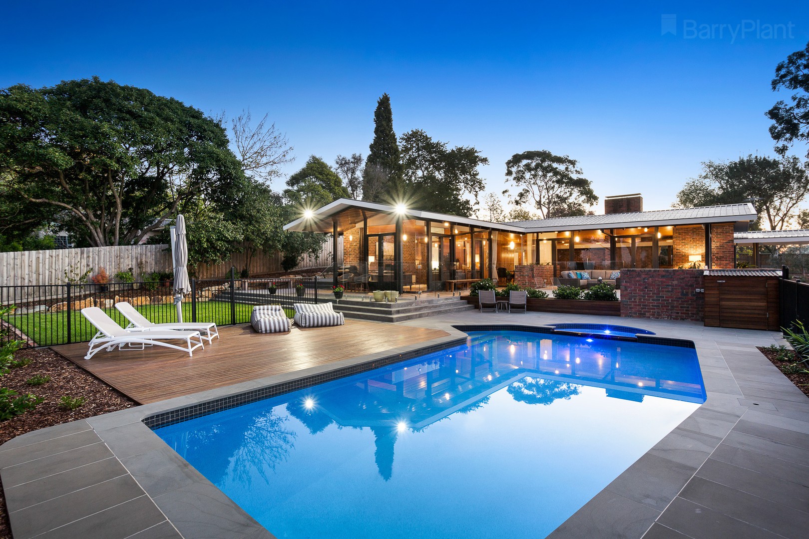 1 Aringa Court, Heathmont, VIC 3135 - Thumbnail 2 - 18/05/2019