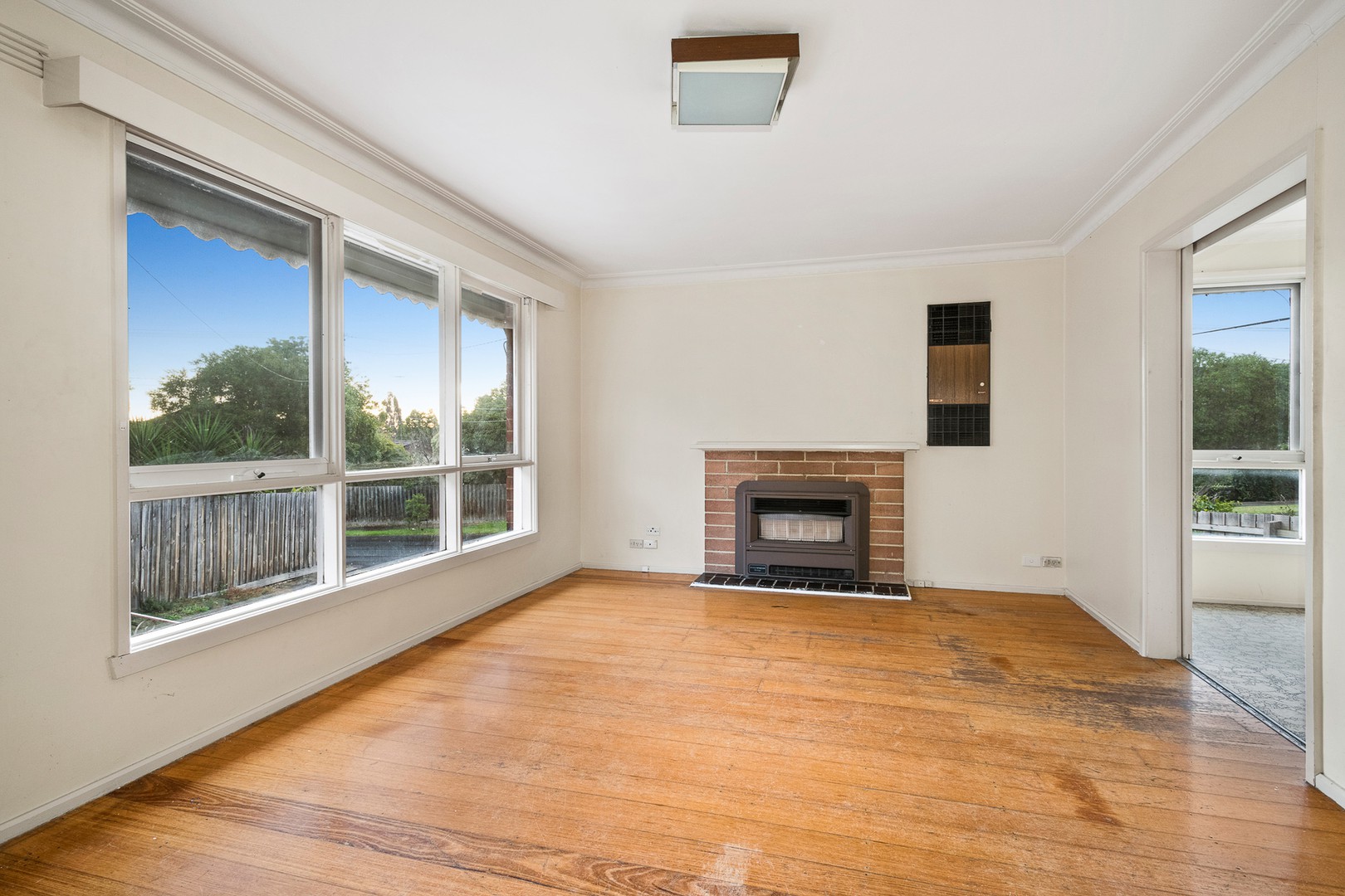 30 Moresby Avenue, Bulleen, VIC 3105, Bulleen - Thumbnail 2