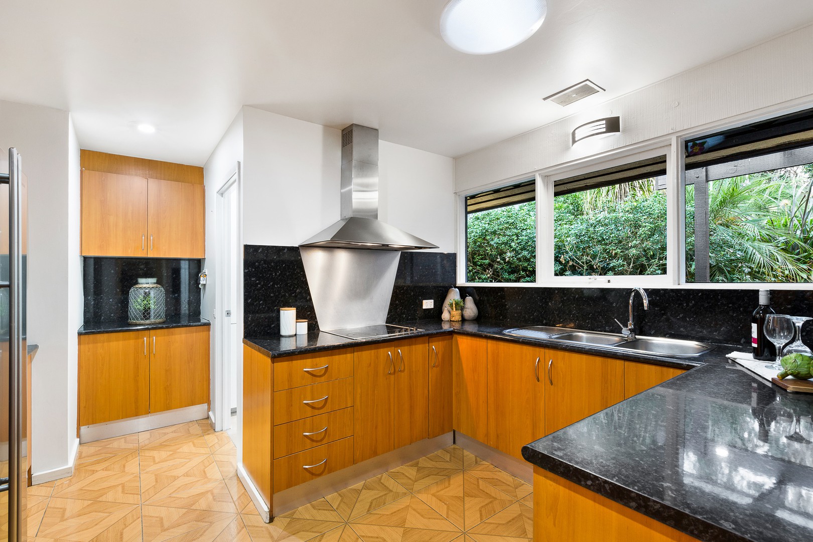 79 Hodgson StreetTemplestowe Lower, VIC 3107, Templestowe Lower - Thumbnail 5