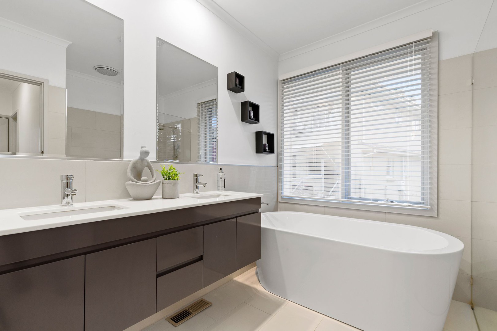 51 Orient AvenueMitcham, VIC 3132, Mitcham - Thumbnail 6