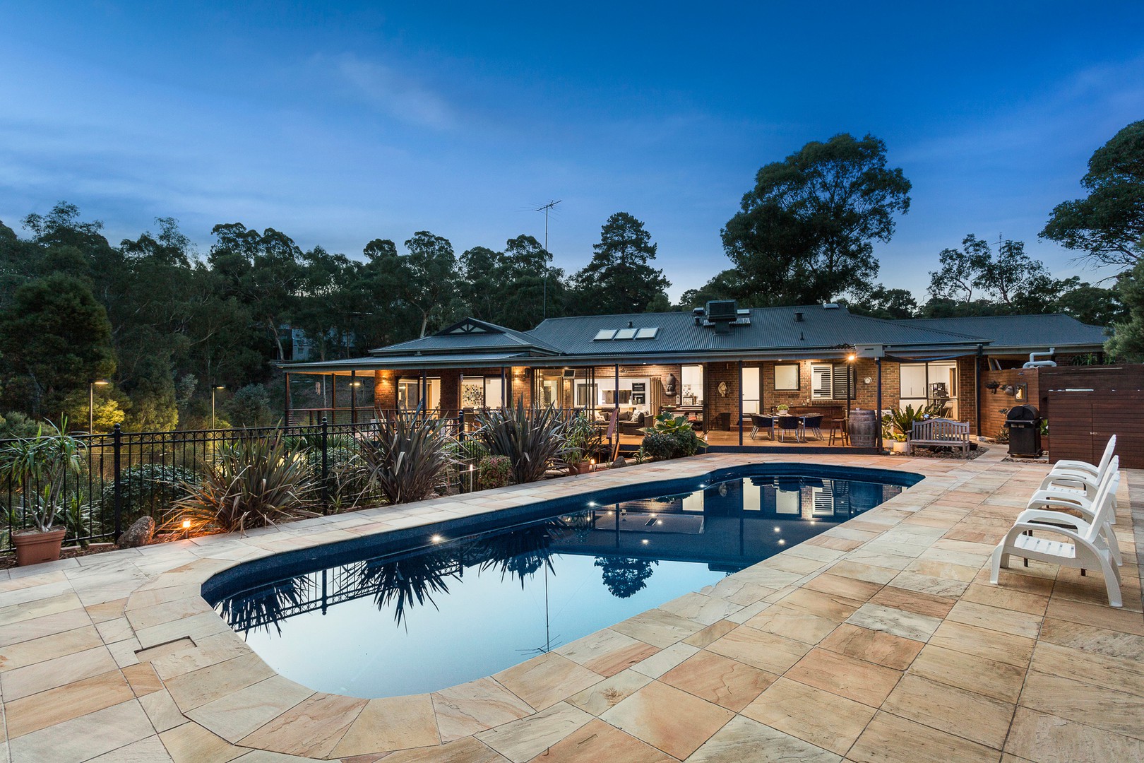 6 Drummond Close, Donvale, VIC 3111, Donvale - Thumbnail 2