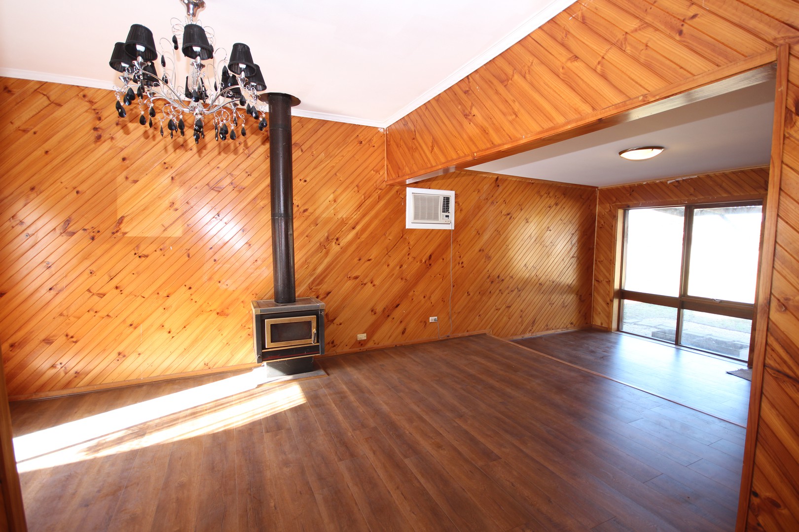 16 Regent Street, Whittington, VIC 3219 - Thumbnail 2 - 24/05/2019