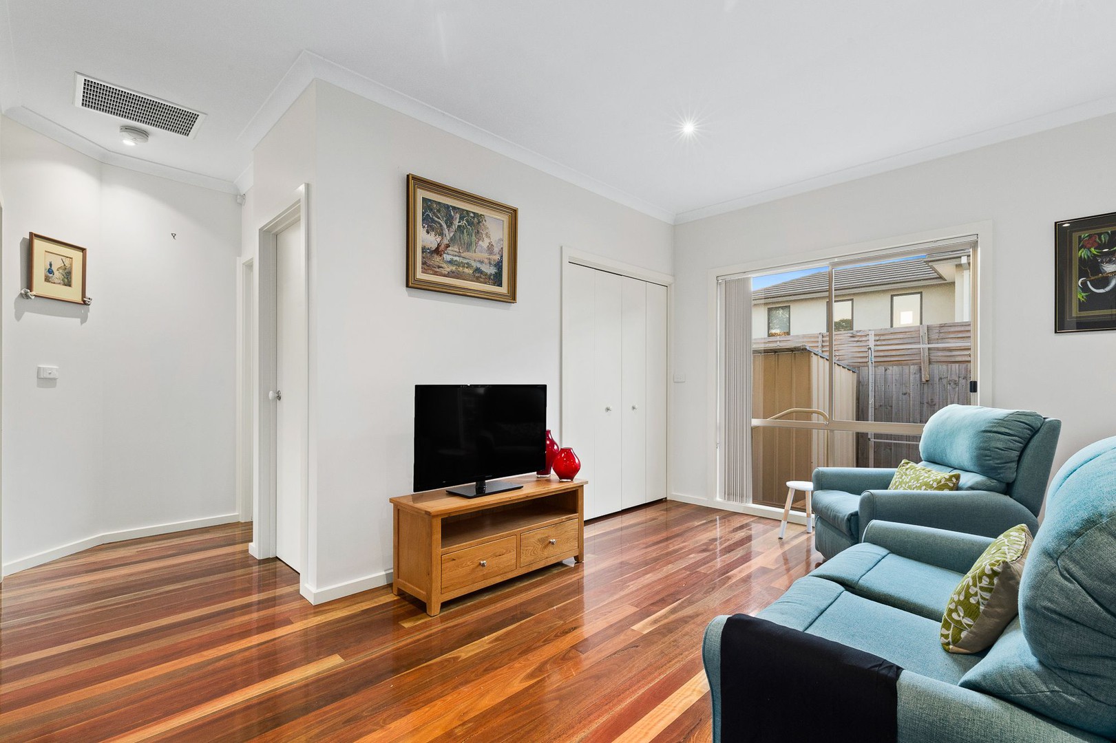 2/10A Donald StreetBlackburn South, VIC 3130, Blackburn South - Thumbnail 5