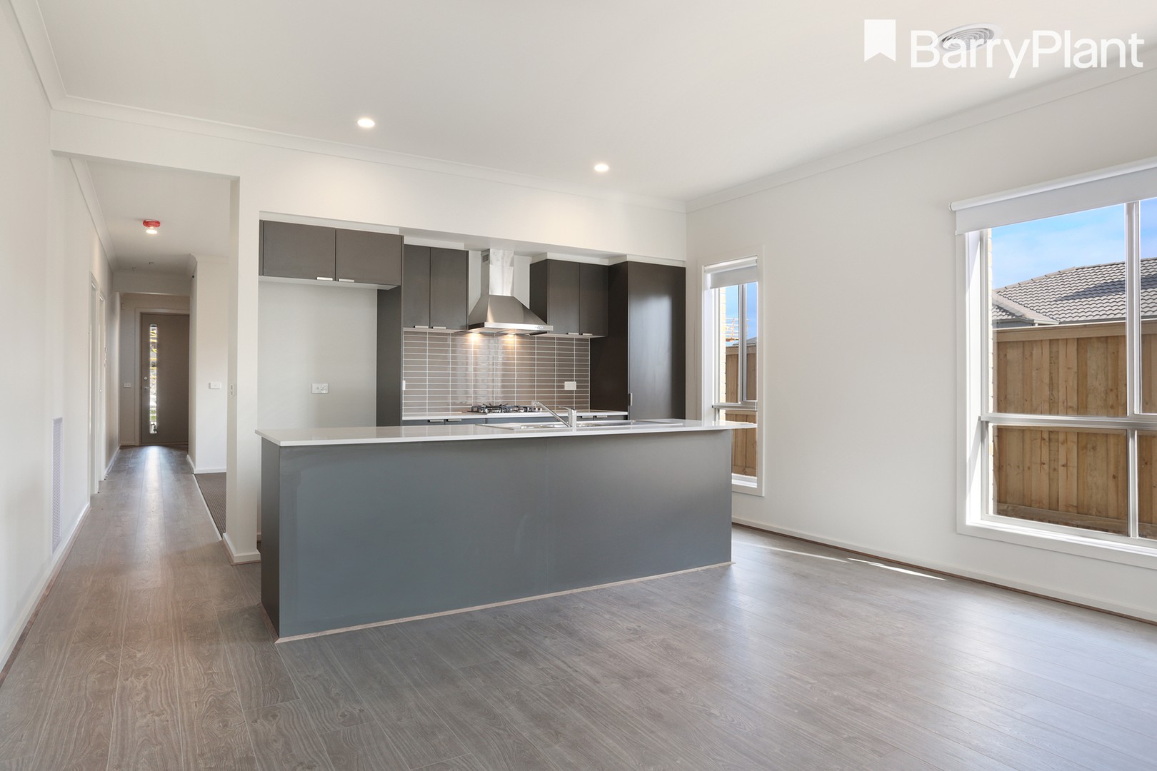 124 Evesham Drive, Point Cook, VIC 3030 - Thumbnail 2 - 24/05/2019