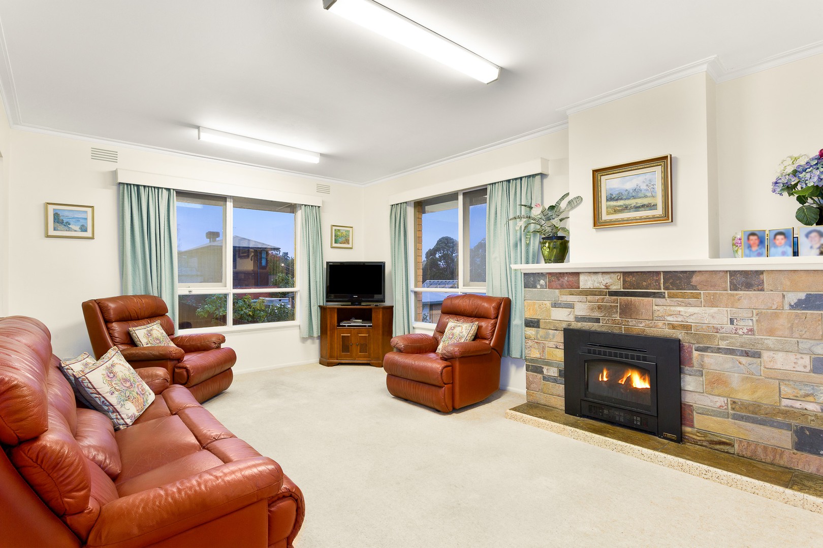 22 Baird Street SouthDoncaster, VIC 3108, Doncaster - Thumbnail 2
